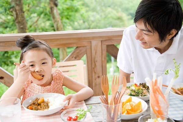 Chậm tăng cân có thể cản trở sự phát triển ở trẻ